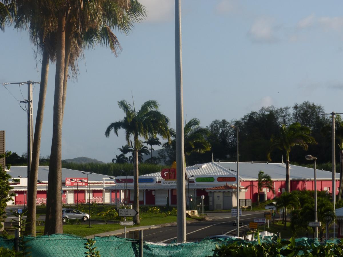 Airport Hotel Ducos Luaran gambar